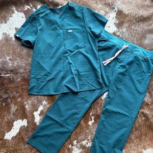 FIGS - Women's Teal Scrubs - NEW